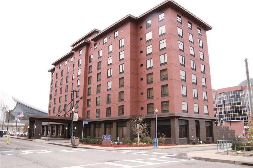 Hampton & Downtown Hotel